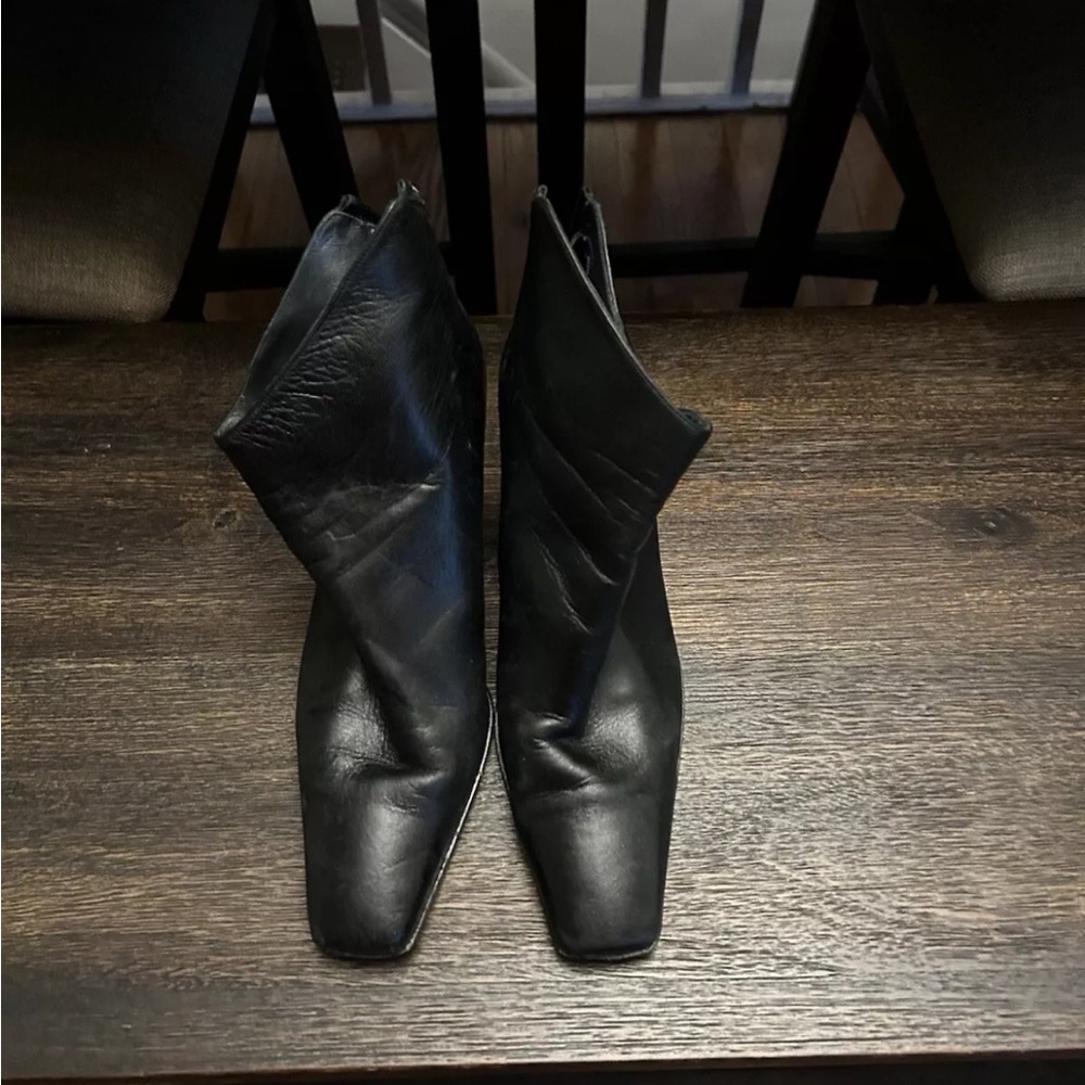 Stuart Weitzman Black Ankle Boots Sleek Leather Design